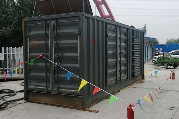金东发电机租赁空气滤清器多久更换一次？